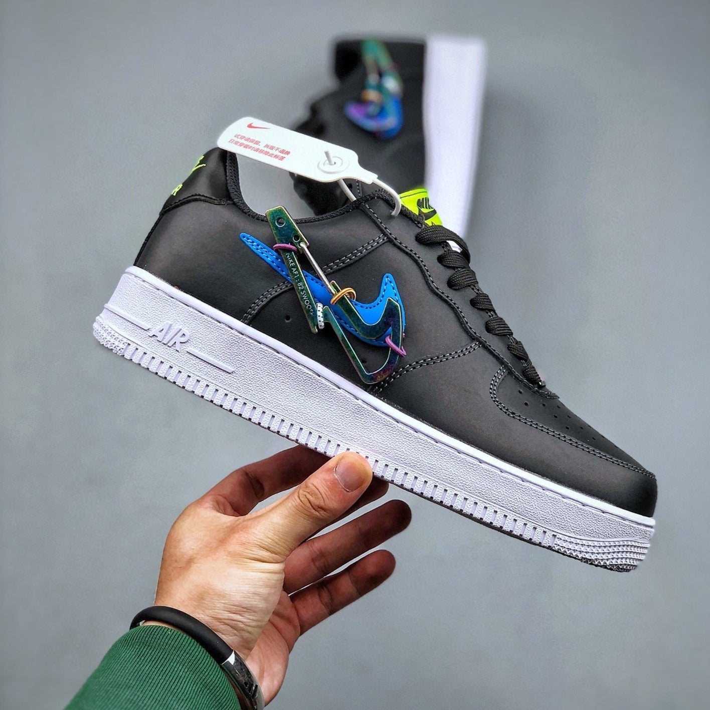 TÊNIS NIKE AIR FORCE 1 BLACK CARBINER