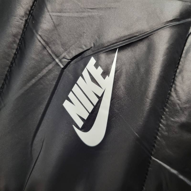 Colete Preto Nike