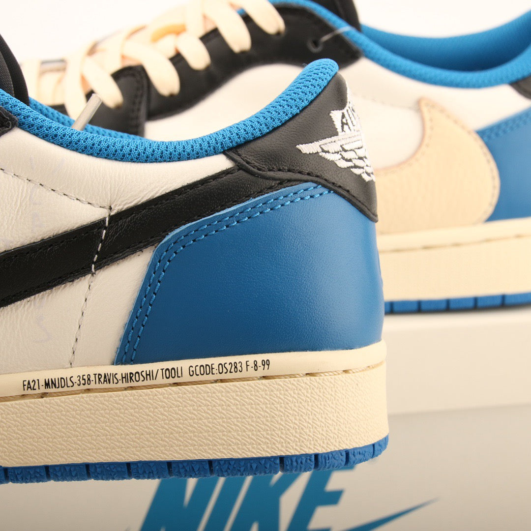 TÊNIS NIKE AIR JORDAN 1 LOW x TRAVIS SCOTT FRAGMENT