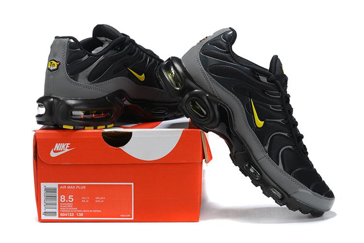 TÊNIS NIKE AIR MAX PLUS TN BATMAN