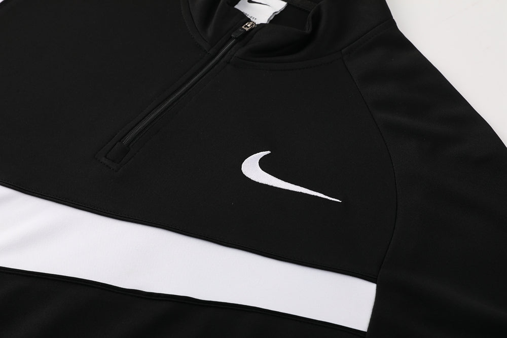 Conjunto Nike Big Swoosh Preto