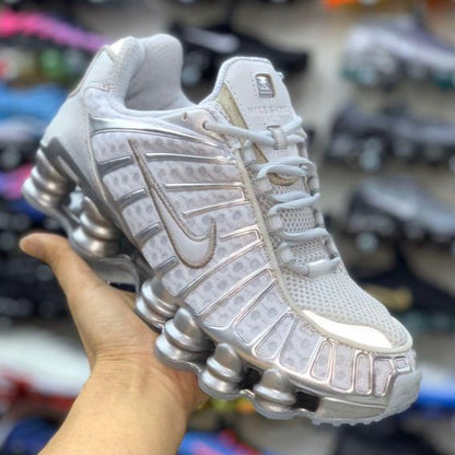 TÊNIS NIKE SHOX TL OFF WHITE - 12 MOLAS