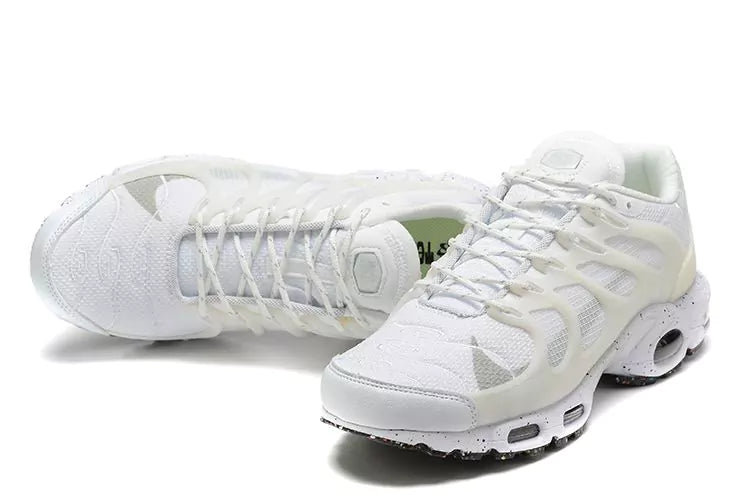 TÊNIS NIKE AIR MAX TERRASCAPE PLUS WHITE