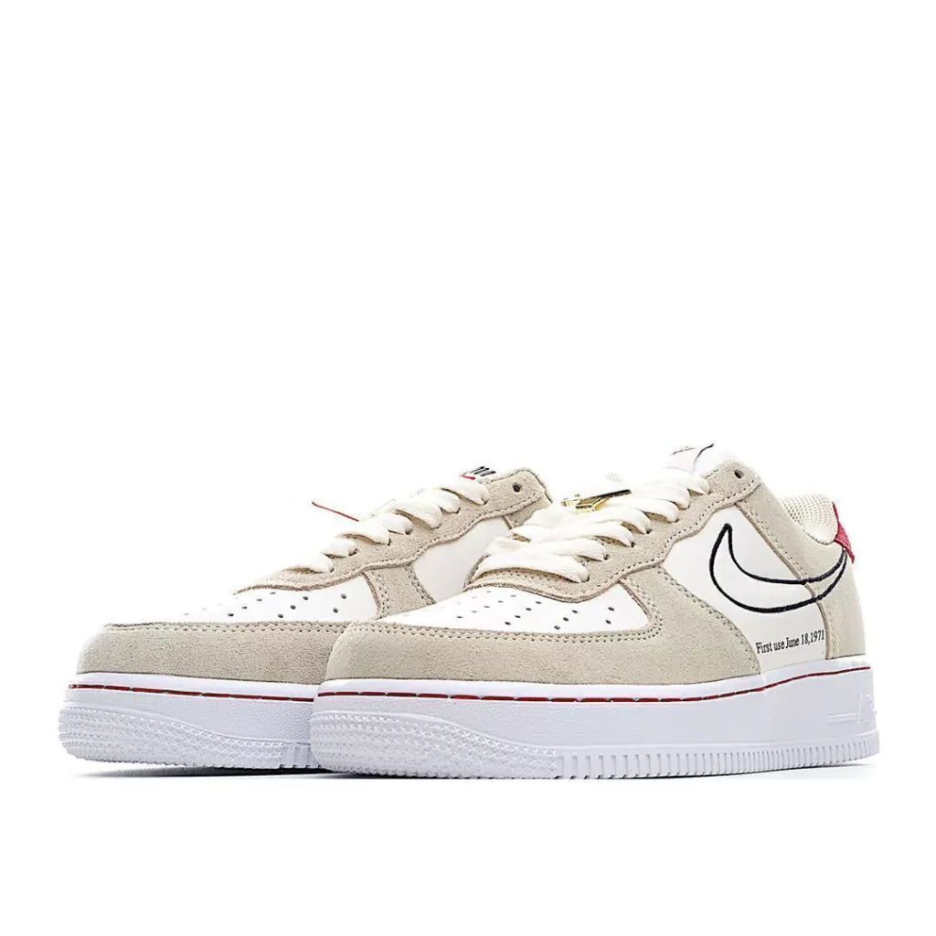 TÊNIS NIKE AIR FORCE 1 LIGHT STONE FIRST USE