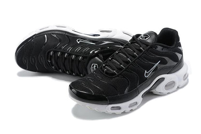 TÊNIS NIKE AIR MAX PLUS TN OREO BLACK