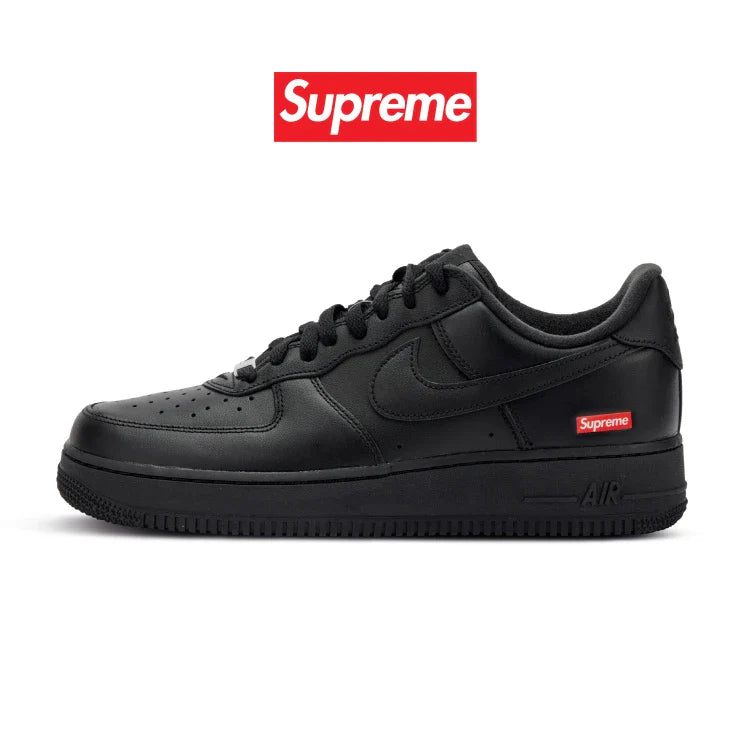 TÊNIS NIKE AIR FORCE 1 TRIPLE BLACK x SUPREME