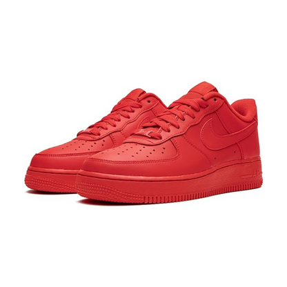 TÊNIS NIKE AIR FORCE 1 TRIPLE RED