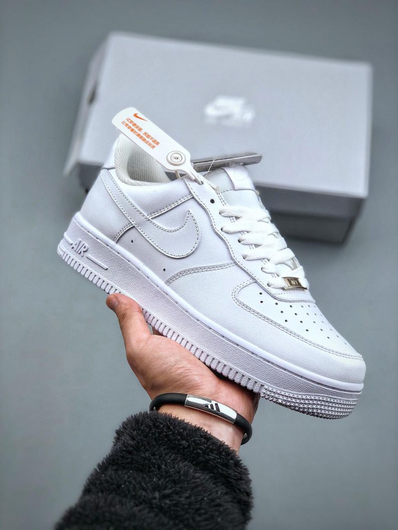 Nike white on white air sales force 1