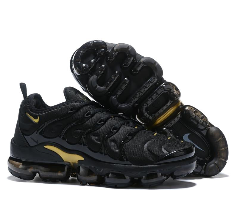 Air vapormax plus hot sale black and yellow