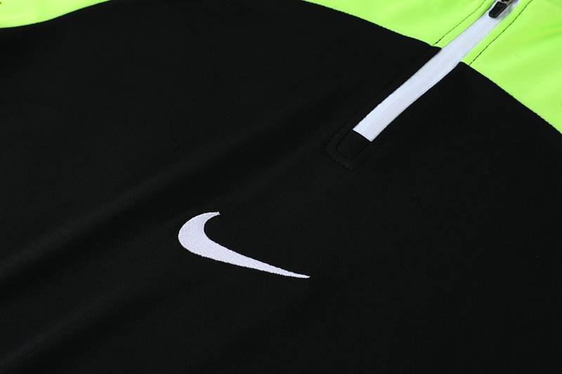 Conjunto Treino Nike Preto e Verde - Futhold