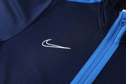 Conjunto Nike Azul Marinho